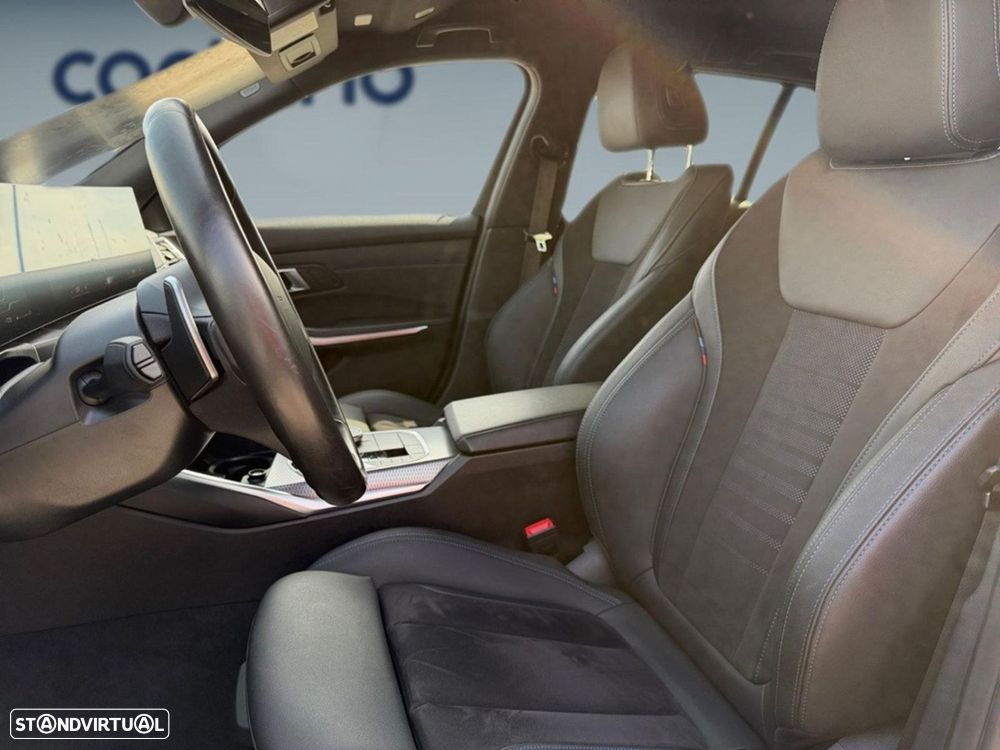 BMW 320 d Pack Desportivo M Auto - 10