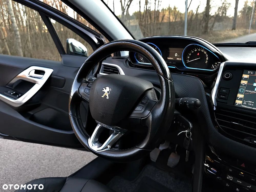 Peugeot 2008 BlueHDi FAP 120 STOP & START Allure - 26