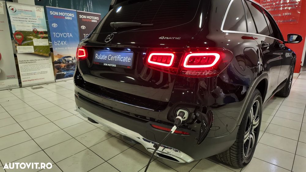 Mercedes-Benz GLC - 11