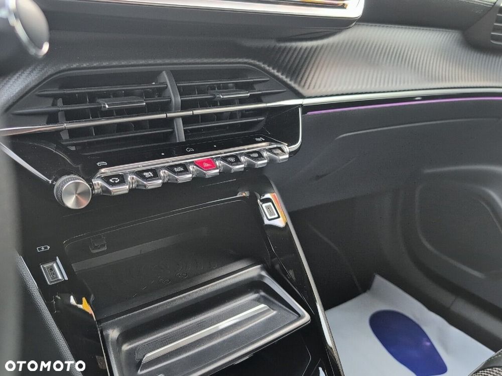 Peugeot 2008 1.2 PureTech GT S&S EAT8 - 18