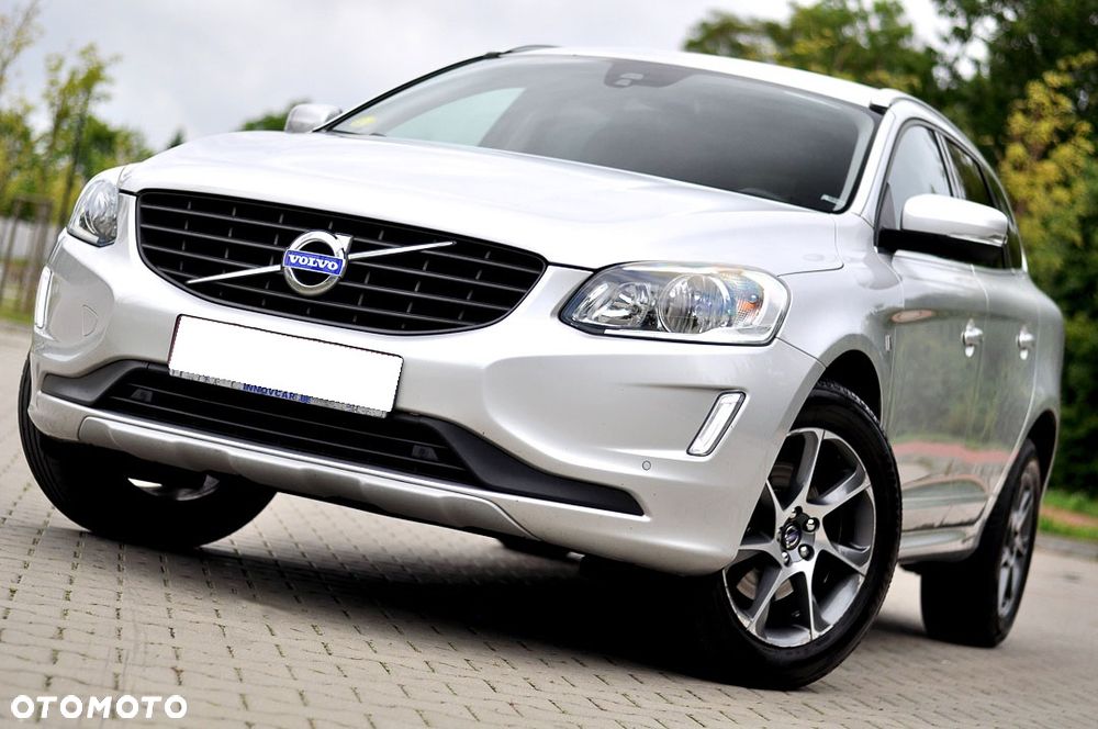 Volvo XC 60 D3 Drive-E Ocean Race - 11