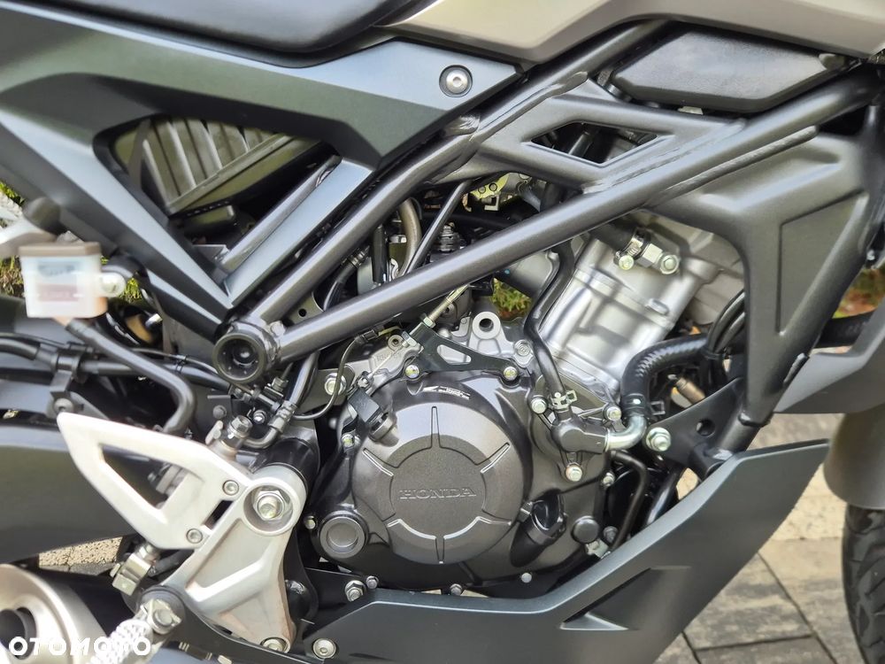 Honda CB - 9