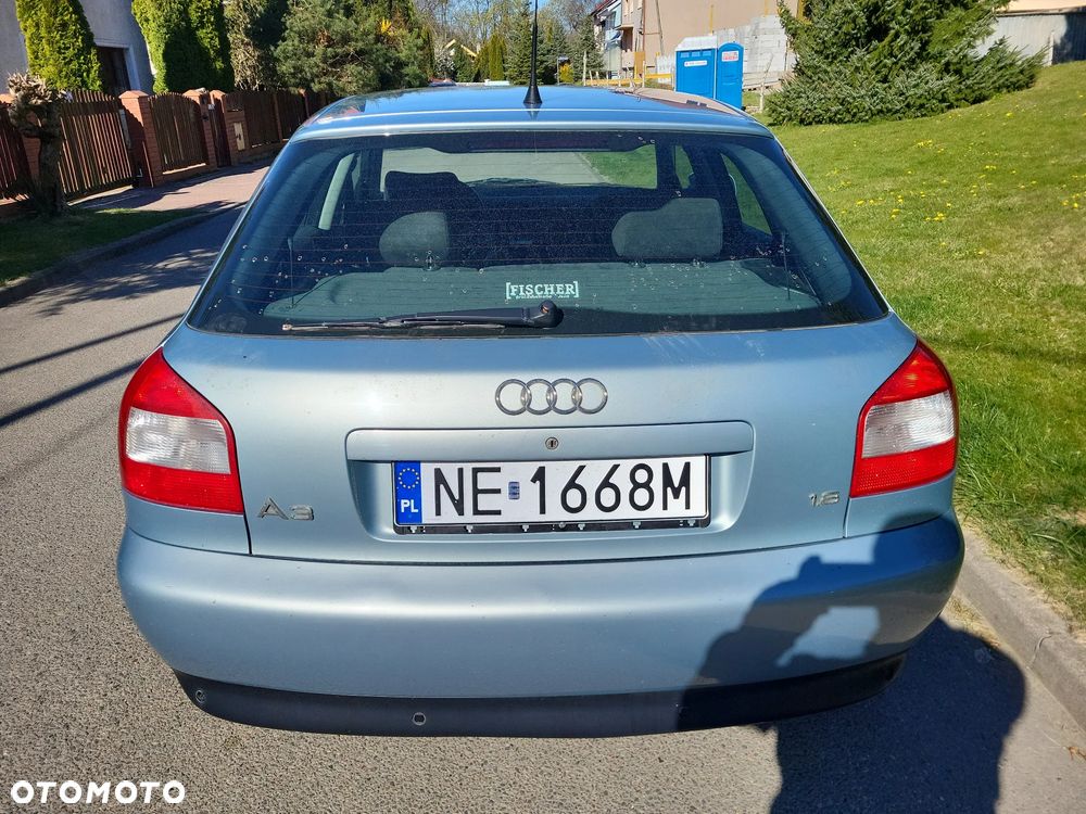 Audi A3 Sportback 1.8 Attraction - 10