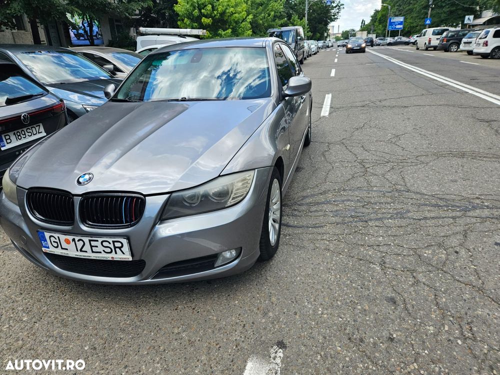 BMW Seria 3 318d DPF Aut. - 3