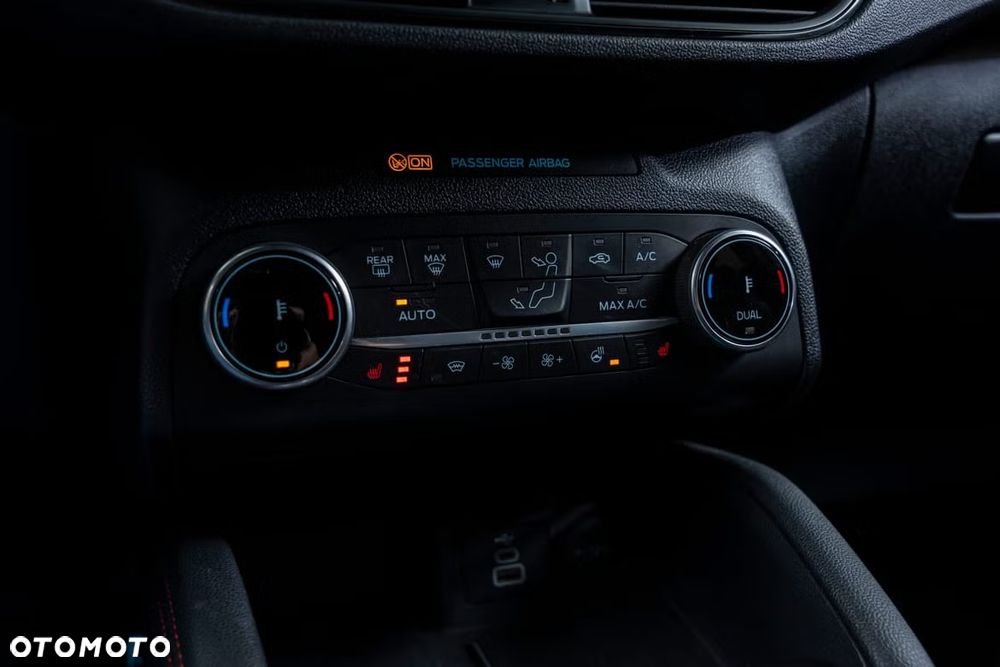 Ford Kuga 2.5 Duratec PHEV ST-LINE - 16