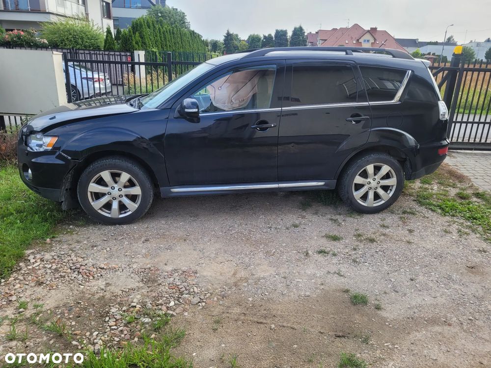Mitsubishi Outlander 2.0 Intense + NAVI 2WD EU5 CVT - 2
