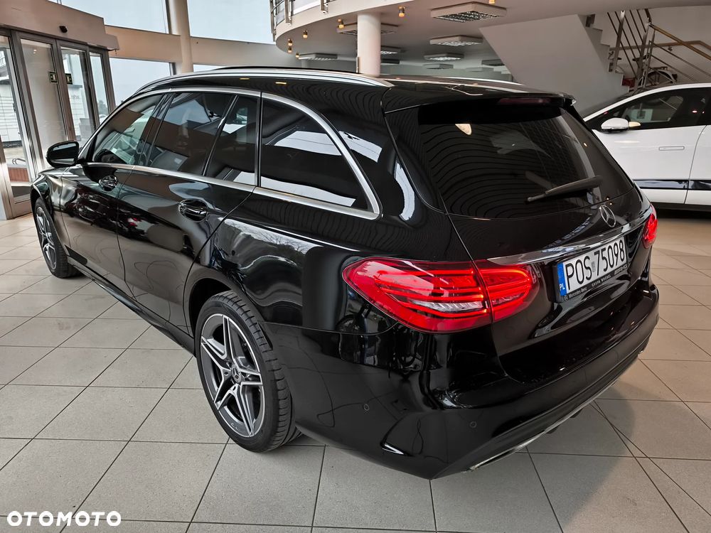 Mercedes-Benz Klasa C 200 4Matic 9G-TRONIC - 7