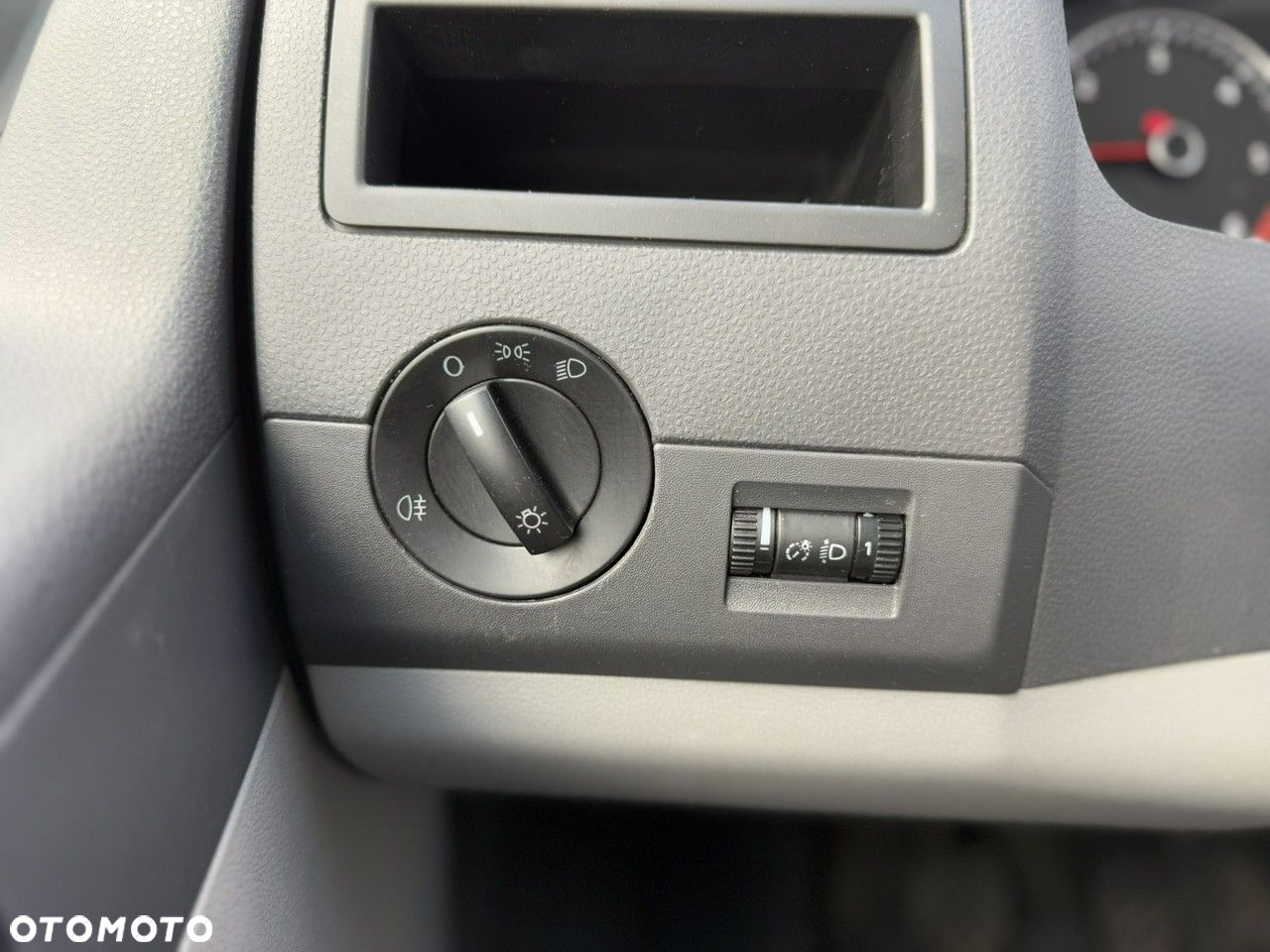 Volkswagen Transporter T5 TDI L2 - 16