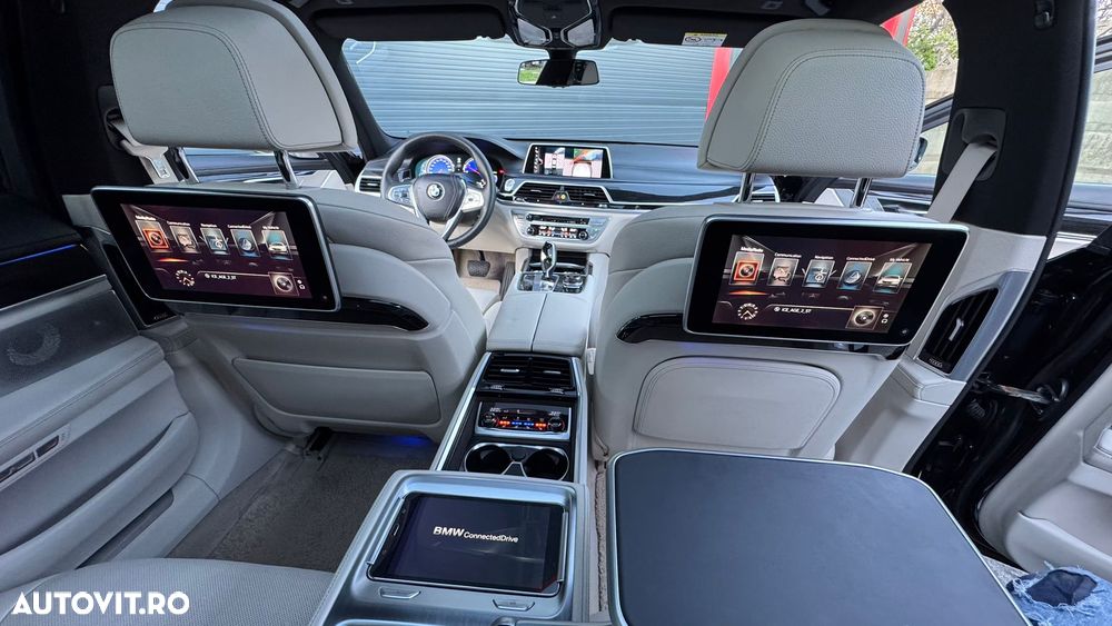 BMW Seria 7 740Ld xDrive - 28