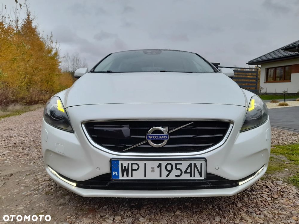 Volvo V40 D4 Ocean Race - 11