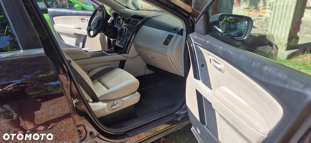 Mazda CX-9 3.7 V6 - 12