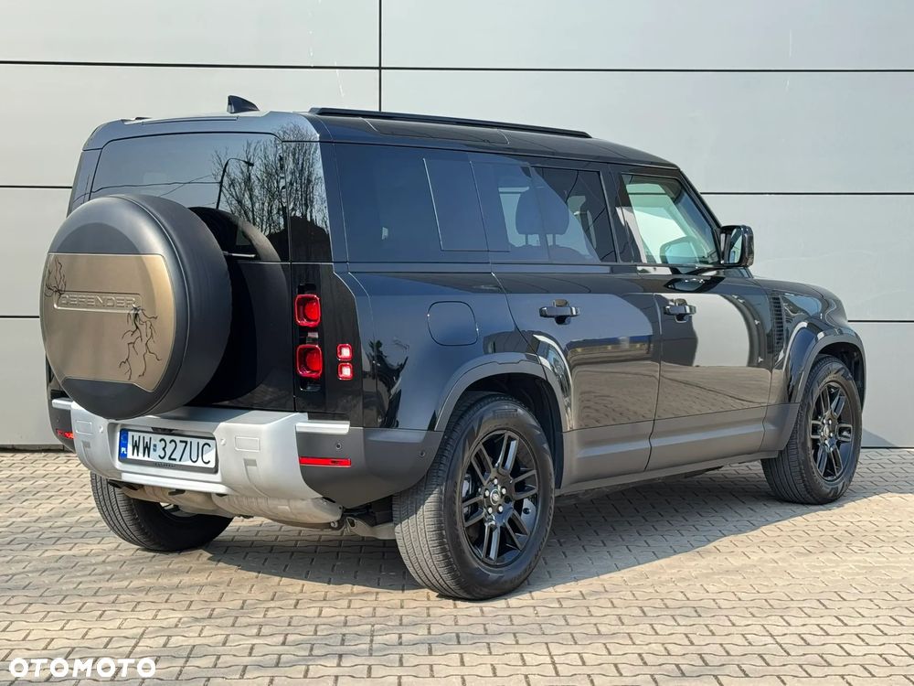 Land Rover Defender - 4