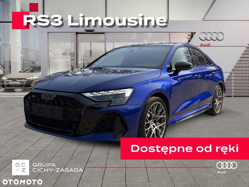 Audi RS3 Limousine - 1