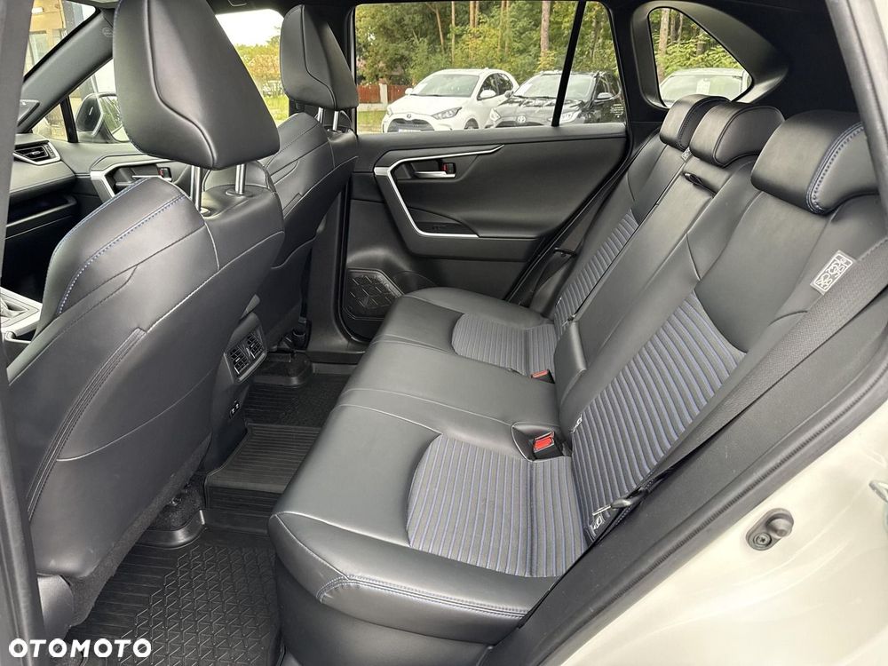 Toyota RAV4 2.5 Hybrid Selection 4x4 - 15