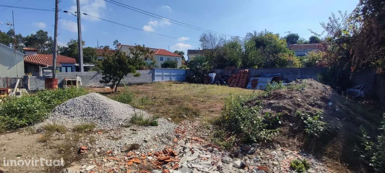 Terreno Urbano em Braga, Esposende - 230m² por 52.000€ - Grande imagem: 2/15
