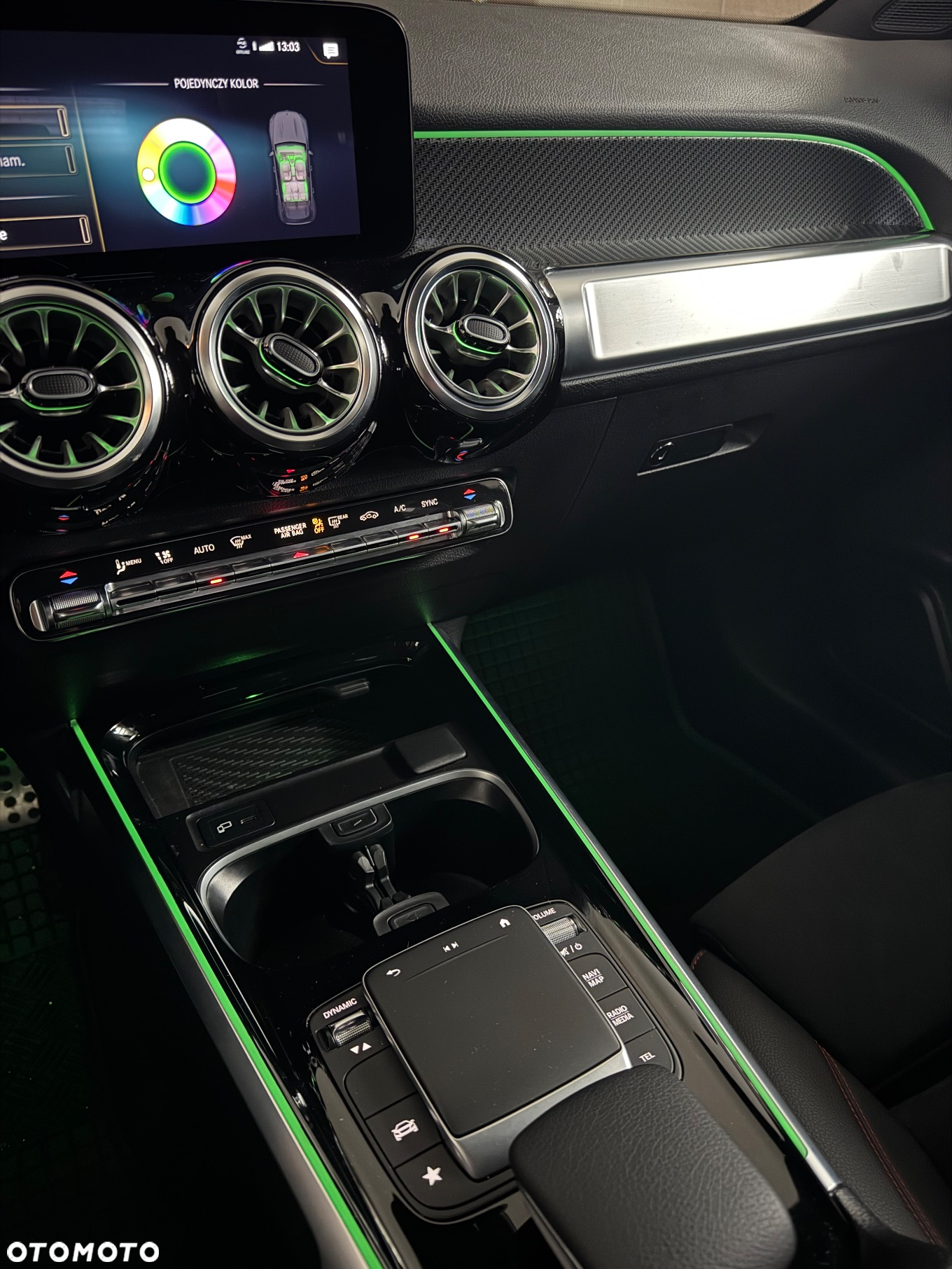 Mercedes-Benz GLB 250 4-Matic AMG Line 8G-DCT - 19