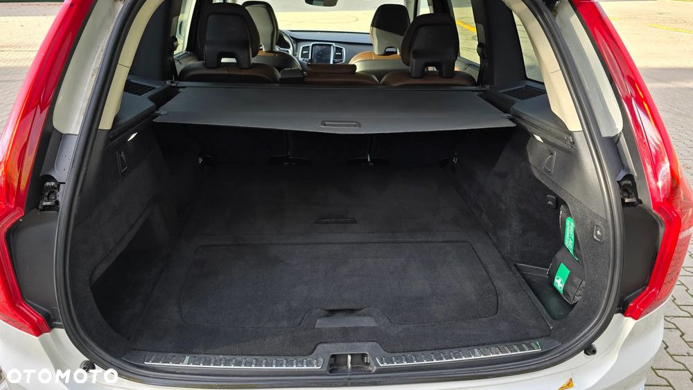 Volvo XC 90 D5 AWD Inscription - 25