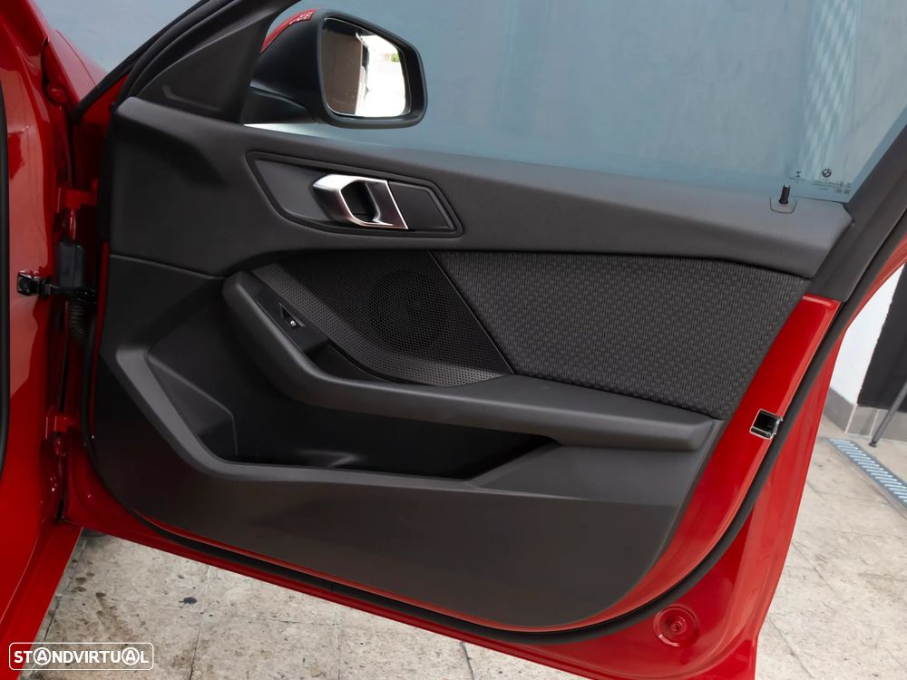 BMW 116 d Corporate Edition Auto - 13