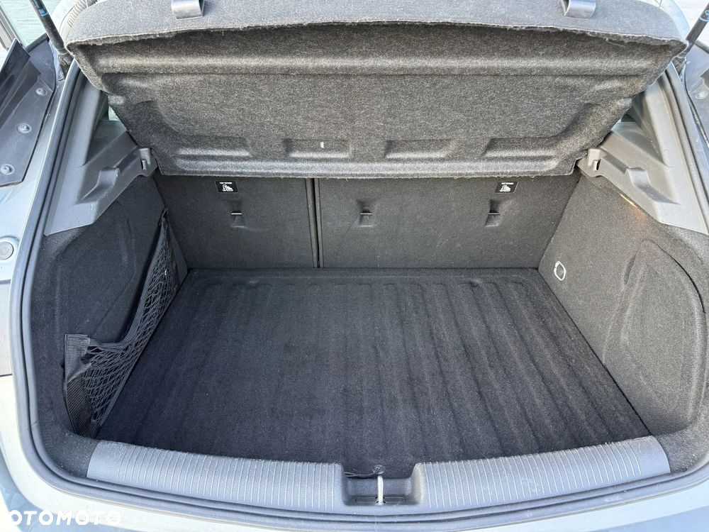 Opel Astra 1.4 T Dynamic S&S - 11