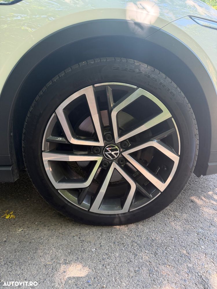 Volkswagen Golf 2.0 TDI 4Motion SCR DSG Alltrack - 18