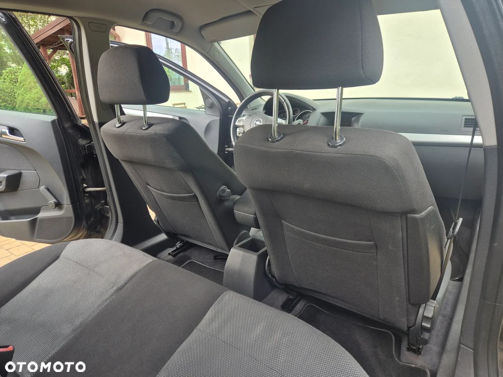 Opel Astra 1.4 - 10