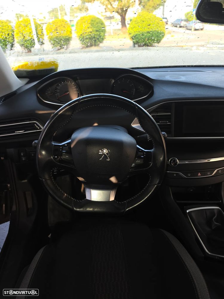 Peugeot 308 SW PureTech 130 GPF Stop & Start Style - 4
