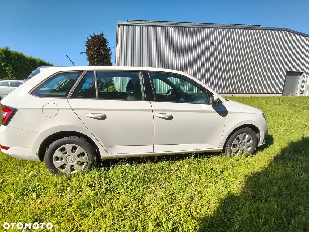 Skoda Fabia - 15