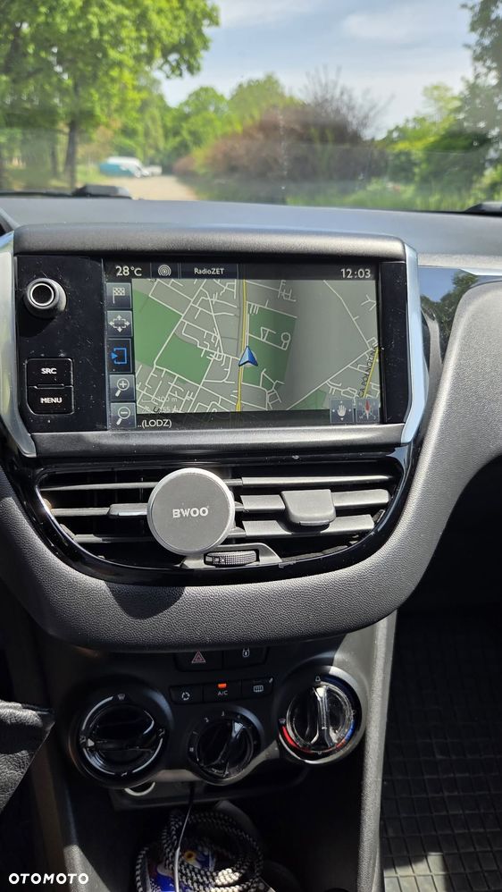 Peugeot 208 1.6 BlueHDi Allure S&S - 15