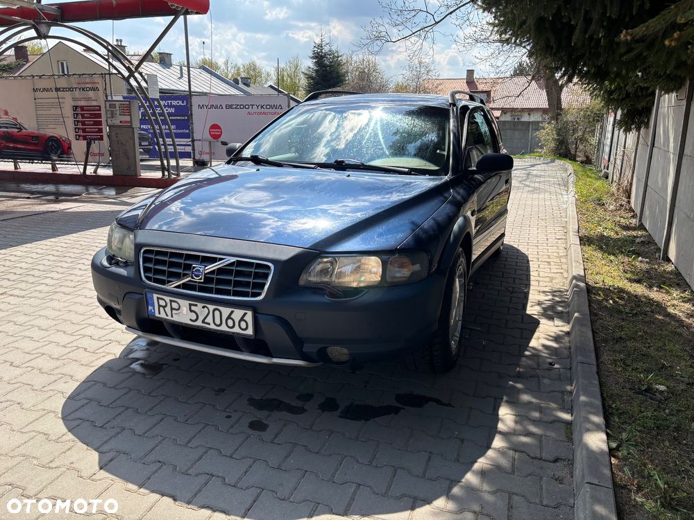 Volvo XC 70 AWD Momentum - 3