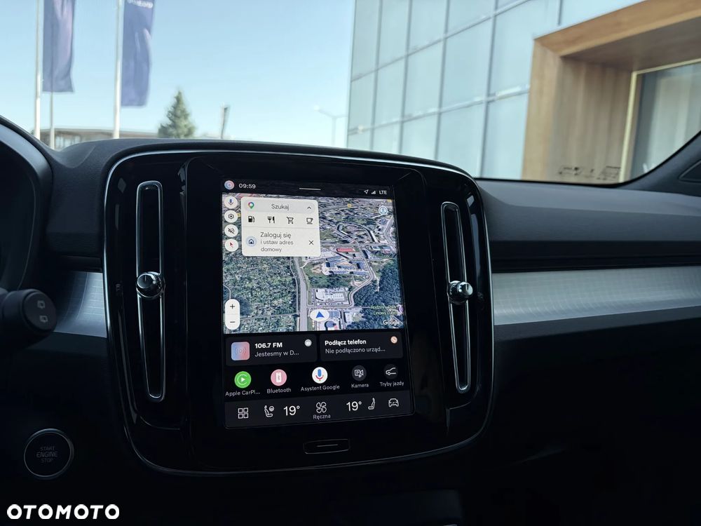 Volvo XC 40 B3 Plus Dark - 13