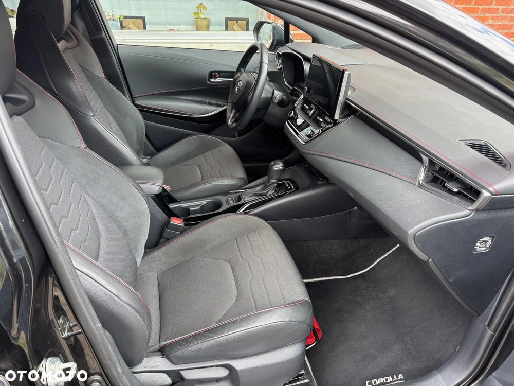 Toyota Corolla - 7
