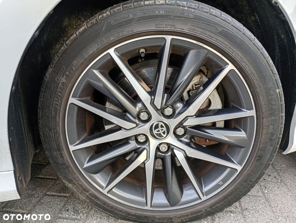 Toyota Camry 2.5 Hybrid Executive CVT - 16