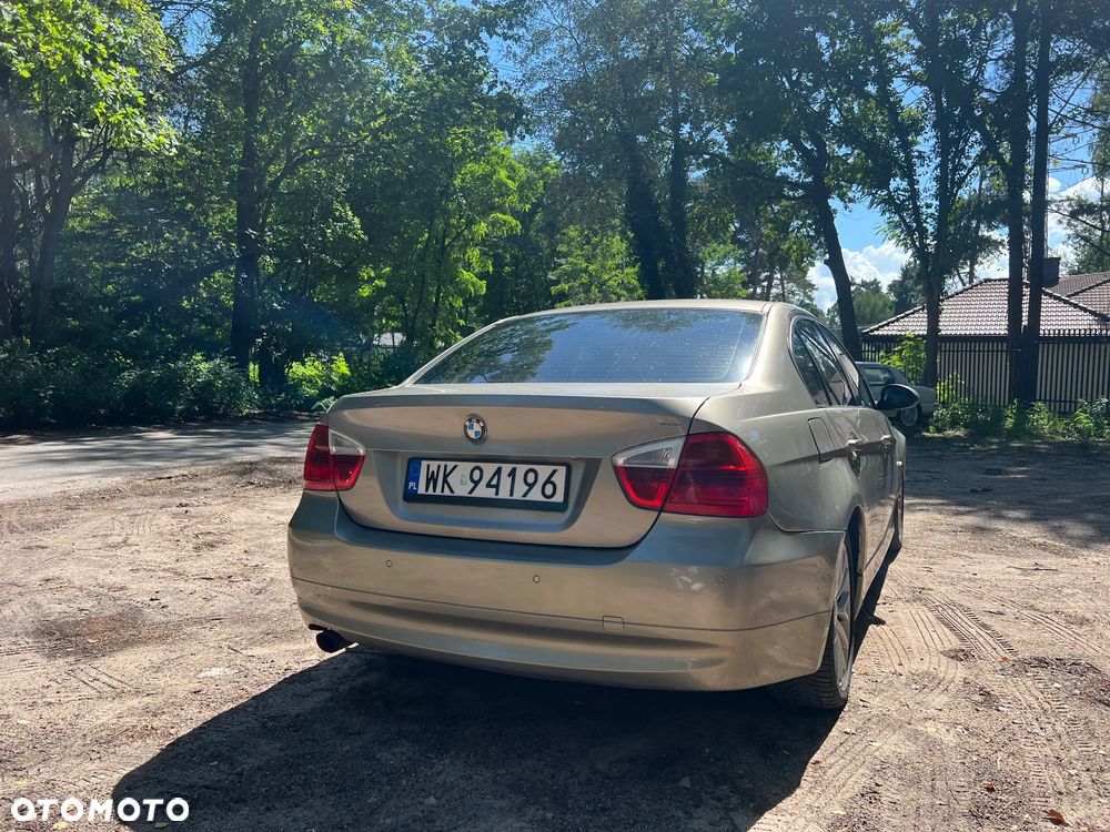 BMW Seria 3 318i - 3