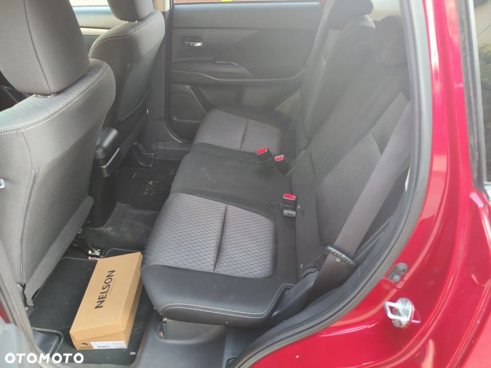 Mitsubishi Outlander 2.0 2WD CVT Diamant Edition - 10