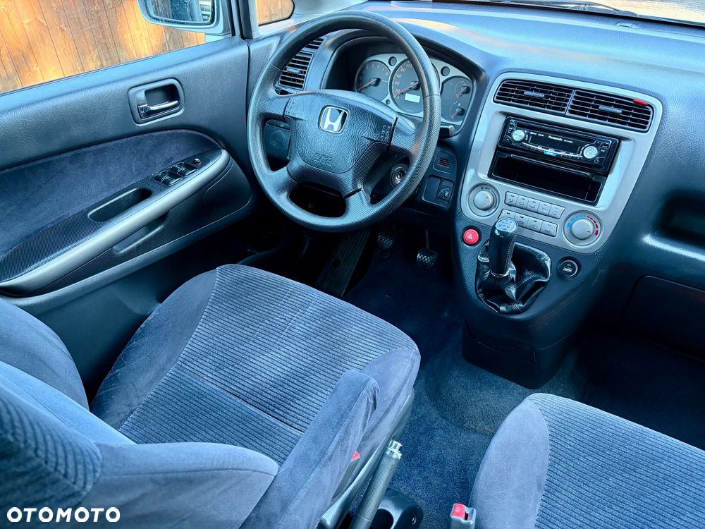Honda Stream 2.0i ES Sport - 11