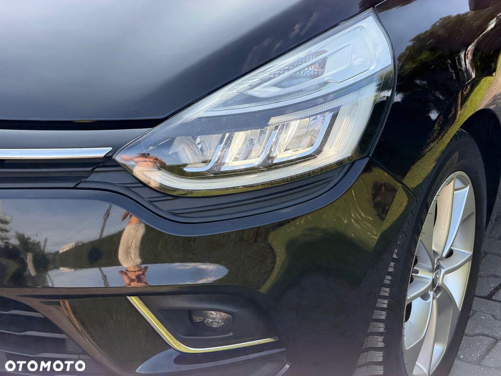 Renault Clio 1.2 16V 75 Limited - 11