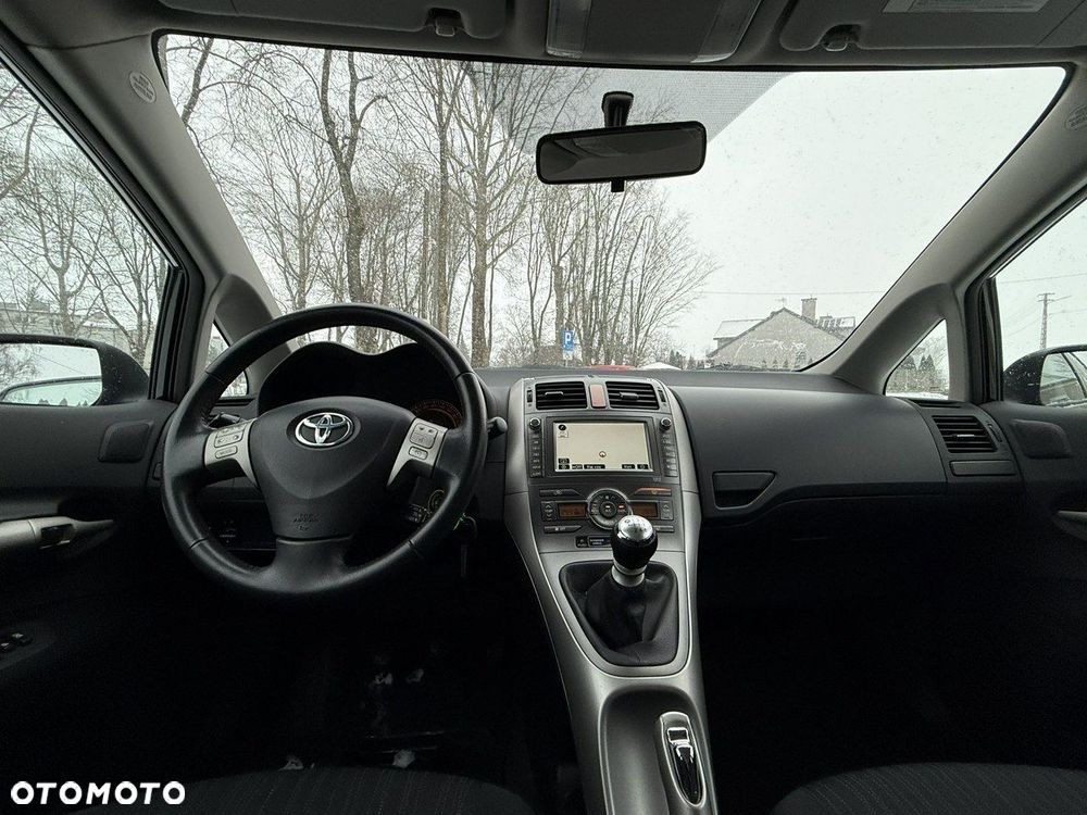 Toyota Auris - 6