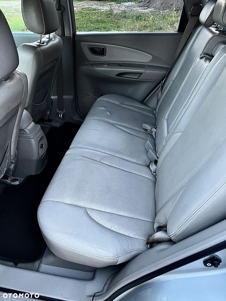 Hyundai Tucson - 8