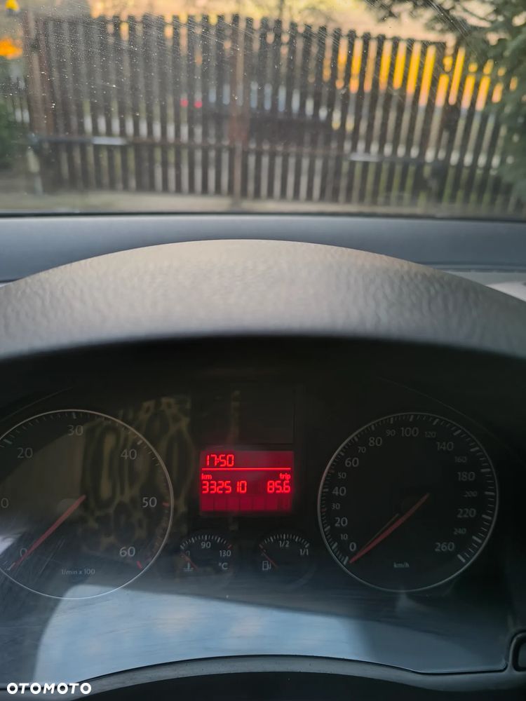 Volkswagen Golf 1.9 TDI Trendline - 11