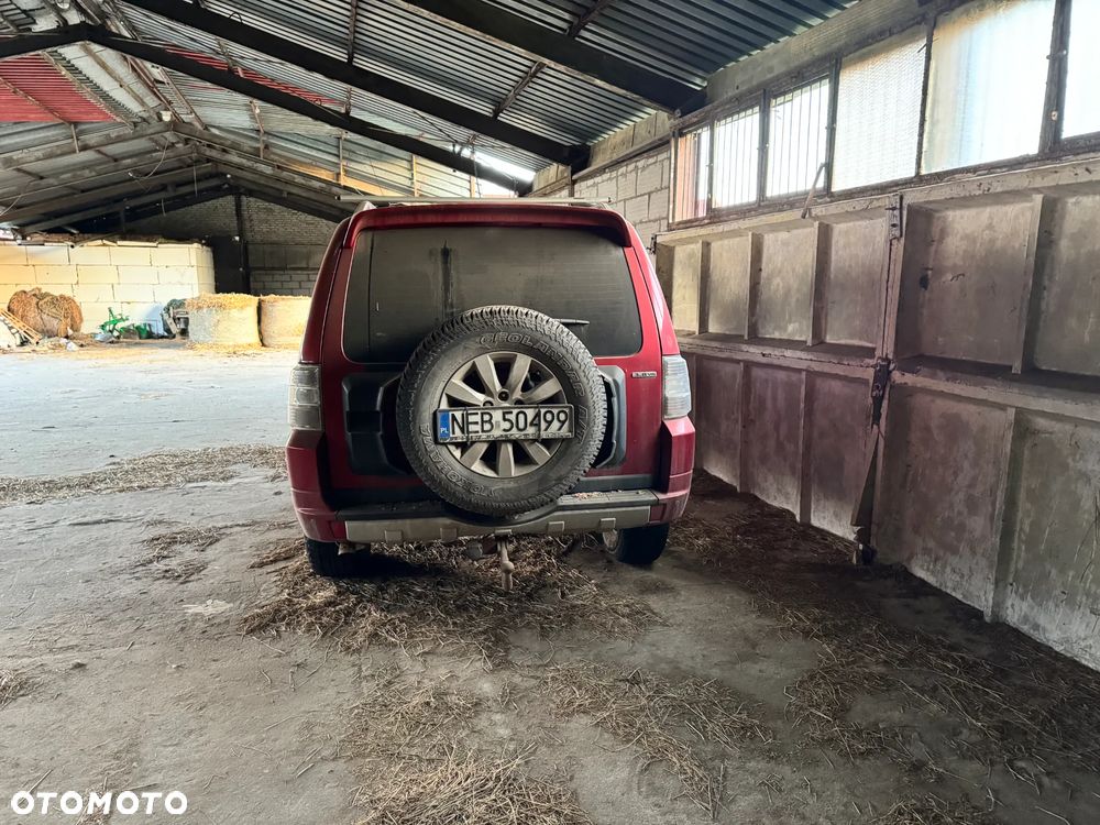 Mitsubishi Pajero 3.8 V6 Instyle - 3