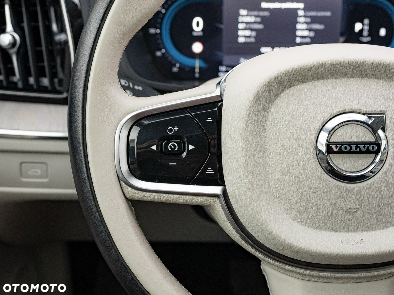 Volvo XC 60 - 17