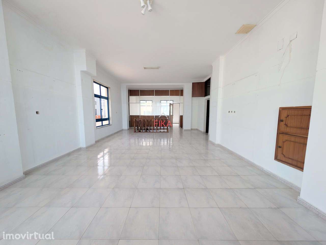 Arrendamento loja com 105 m2  e garagem - Grande imagem: 4/23