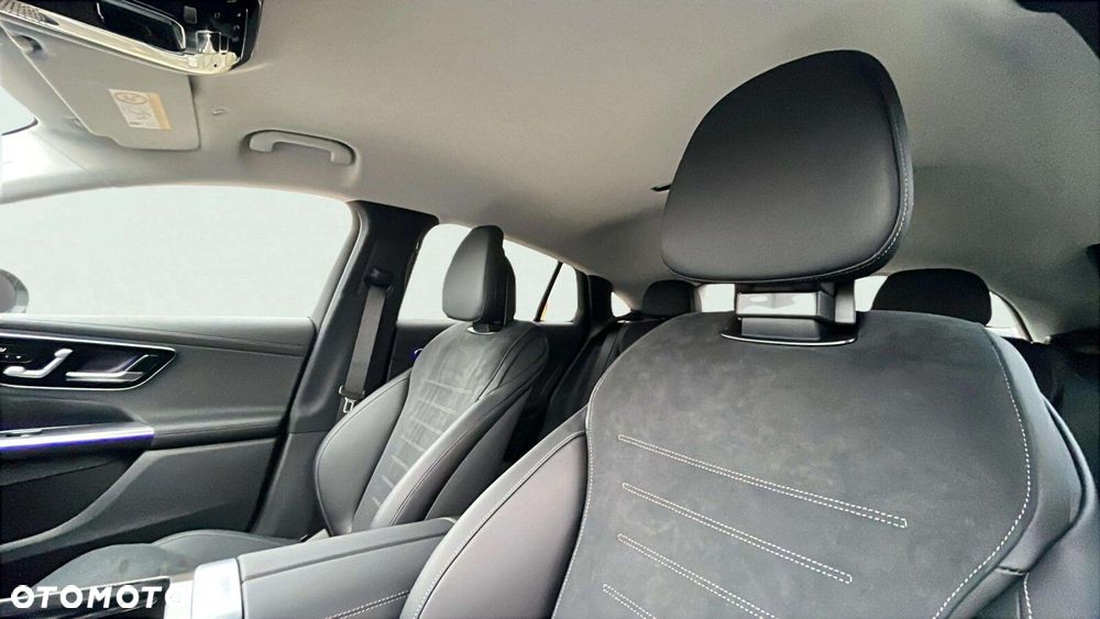 Mercedes-Benz GLC - 18