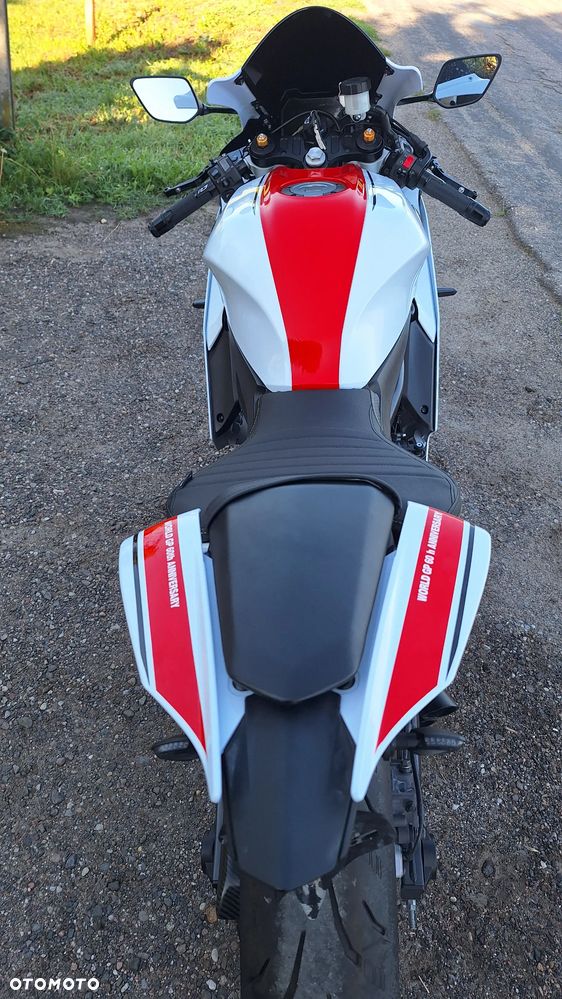 Yamaha R7 - 12