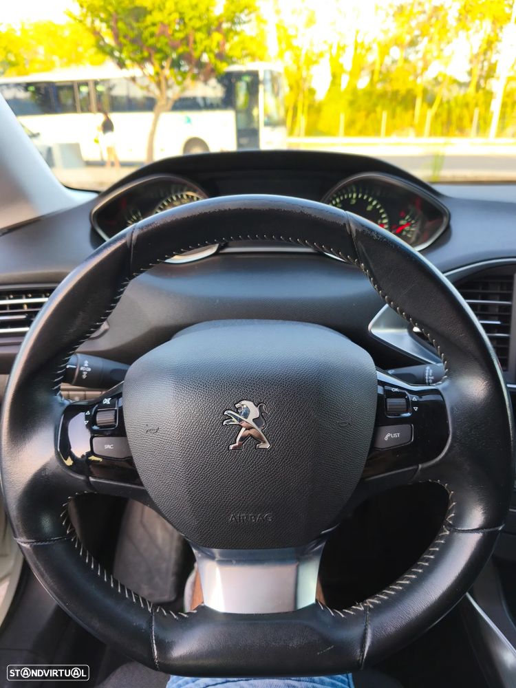 Peugeot 308 SW 1.5 BlueHDi Allure - 10