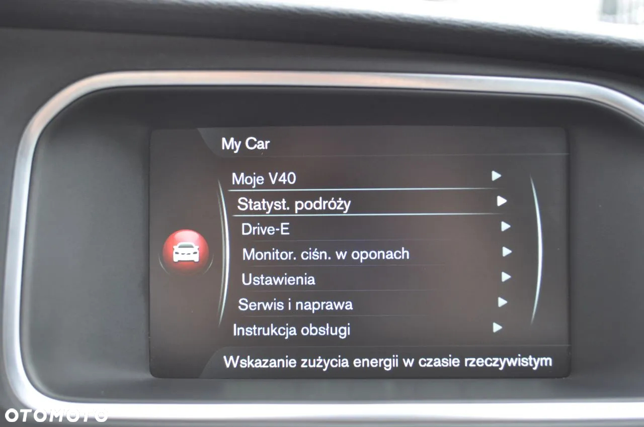Volvo V40 D2 Drive-E R-Design Momentum - 14