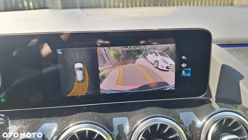 Mercedes-Benz GLA 250 4-Matic AMG Line - 14