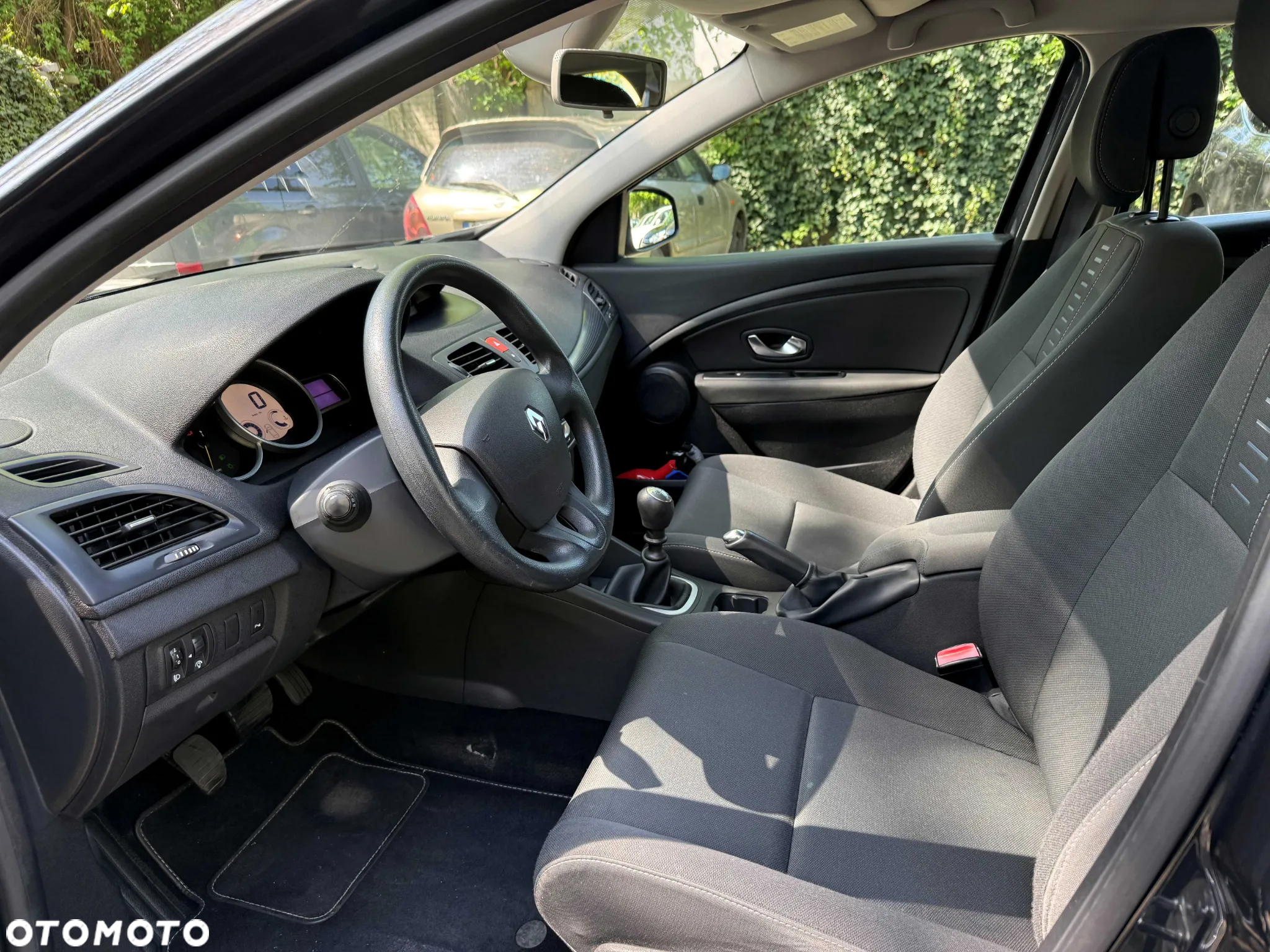 Renault Megane 1.6 16V Authentique - 5