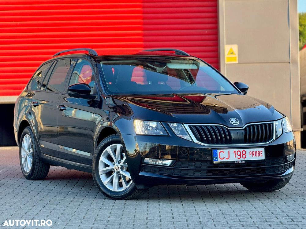 Skoda Octavia 1.6 TDI DSG Style - 3