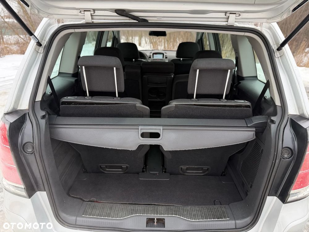 Opel Zafira 1.8 Enjoy - 15